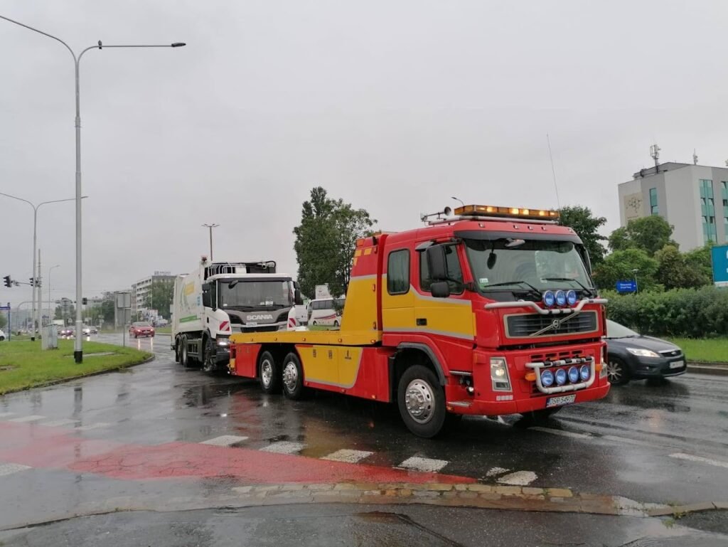 Holowanie tir Chojnów – bezpieczne holowanie tira na terenie miasta i okolic.